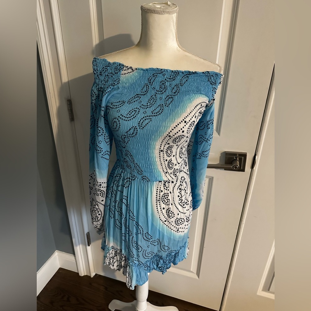 Cool Change Blue Boho Chic Printed Beach Cover Up 
Size Medium